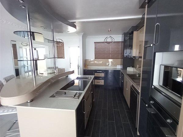 1 Bedroom Property for Sale in North Beach KwaZulu-Natal