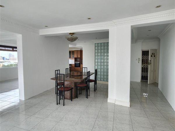 4 Bedroom Property for Sale in North Beach KwaZulu-Natal