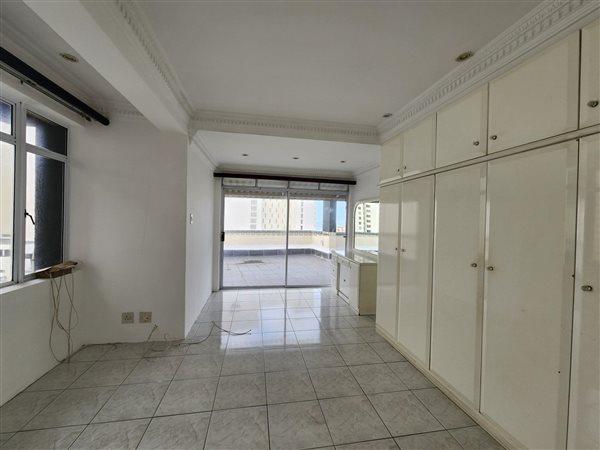 4 Bedroom Property for Sale in North Beach KwaZulu-Natal