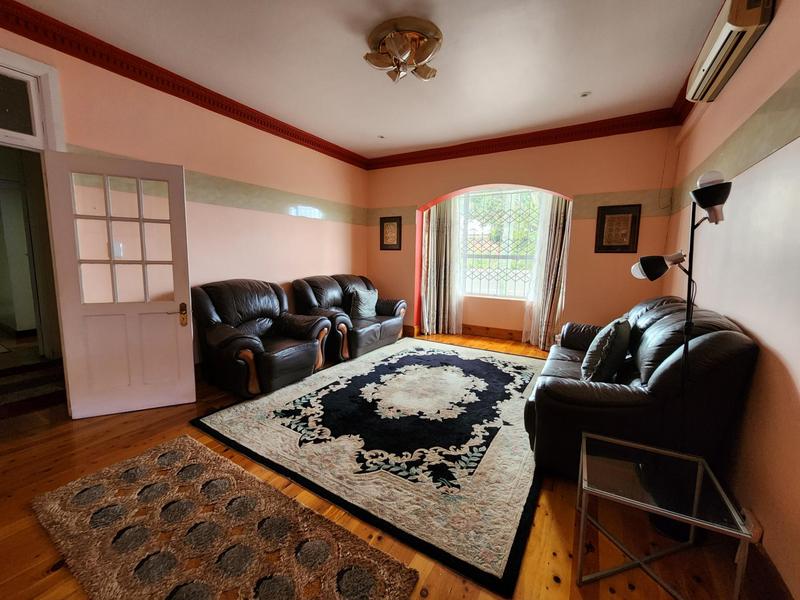 4 Bedroom Property for Sale in Westridge KwaZulu-Natal