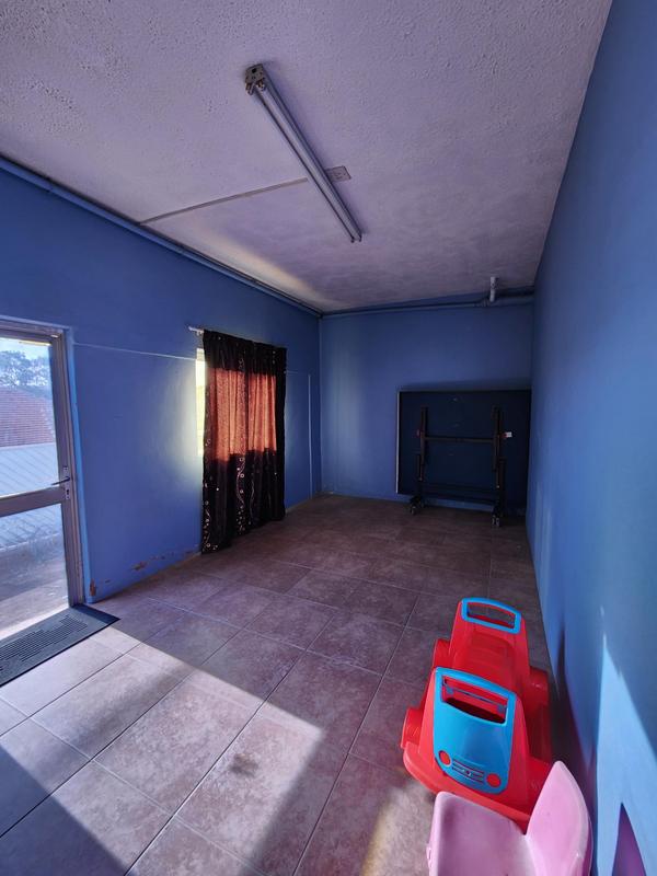 4 Bedroom Property for Sale in Westridge KwaZulu-Natal