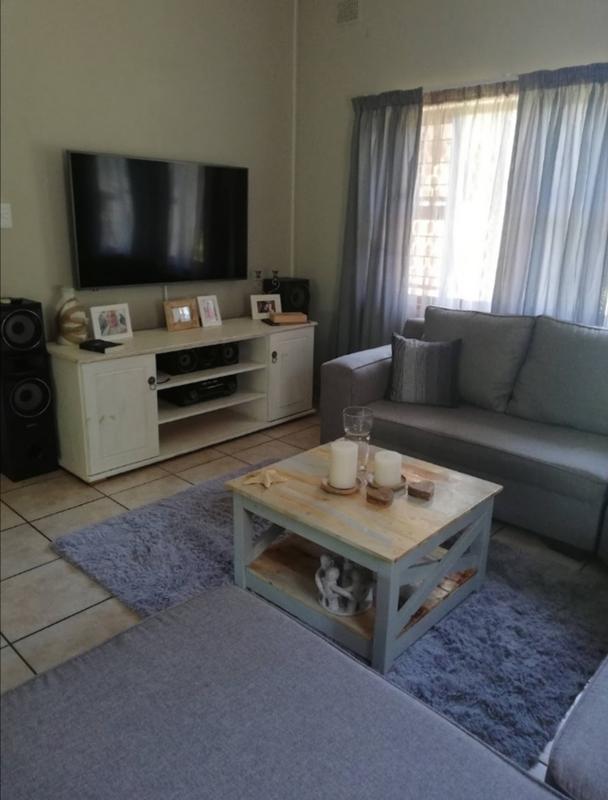 To Let 3 Bedroom Property for Rent in Park Rynie KwaZulu-Natal