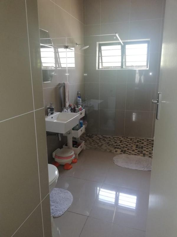 To Let 3 Bedroom Property for Rent in Park Rynie KwaZulu-Natal