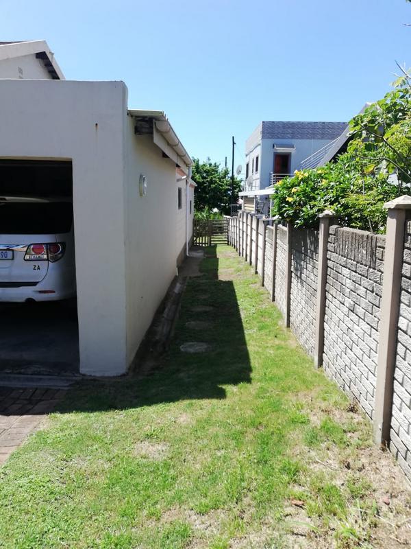 To Let 3 Bedroom Property for Rent in Park Rynie KwaZulu-Natal