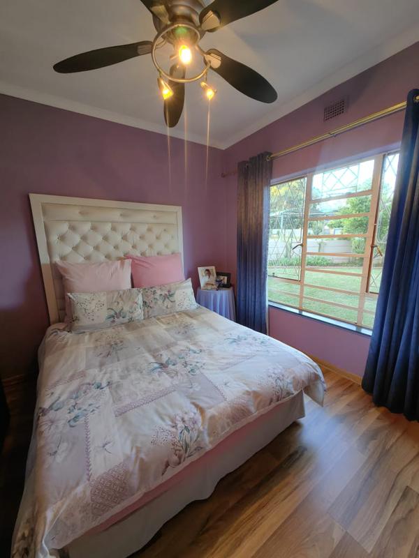 4 Bedroom Property for Sale in Huttenheights KwaZulu-Natal