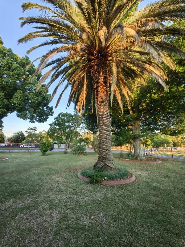 4 Bedroom Property for Sale in Huttenheights KwaZulu-Natal