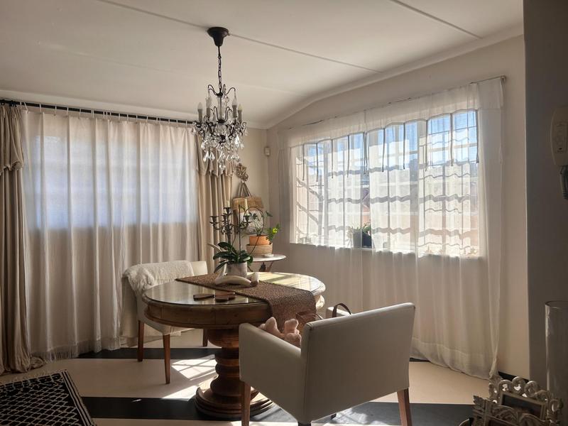 2 Bedroom Property for Sale in Glenwood KwaZulu-Natal