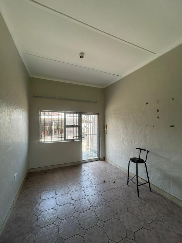 1 Bedroom Property for Sale in Port Shepstone KwaZulu-Natal