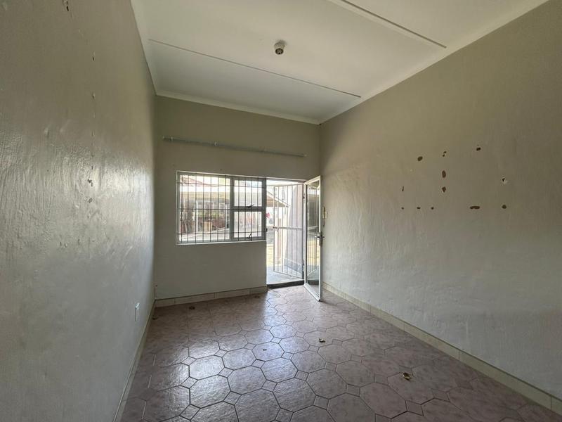 1 Bedroom Property for Sale in Port Shepstone KwaZulu-Natal