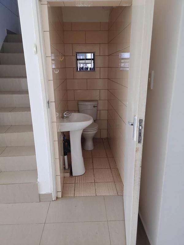To Let 3 Bedroom Property for Rent in Kenville KwaZulu-Natal