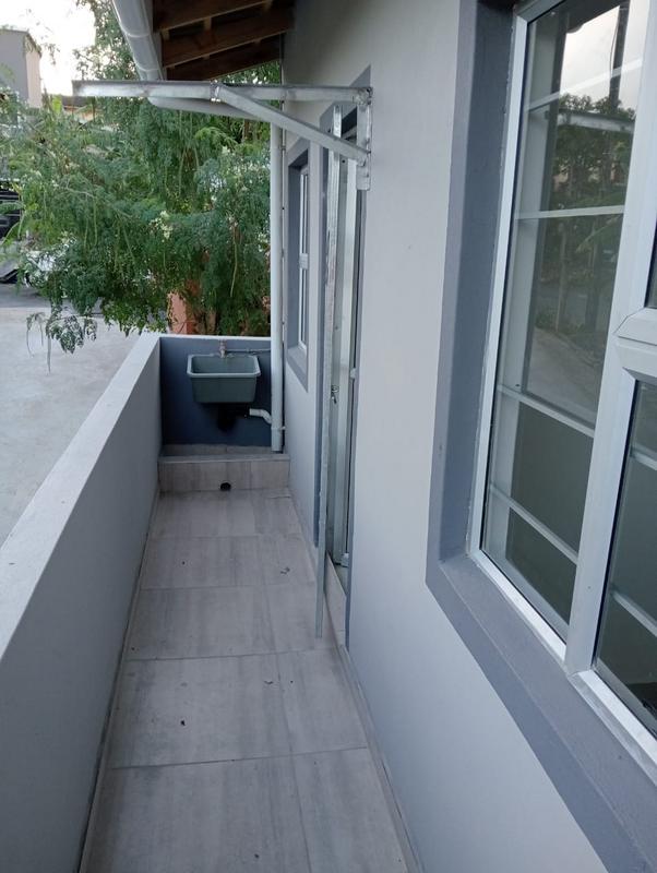 2 Bedroom Property for Sale in Newlands West KwaZulu-Natal