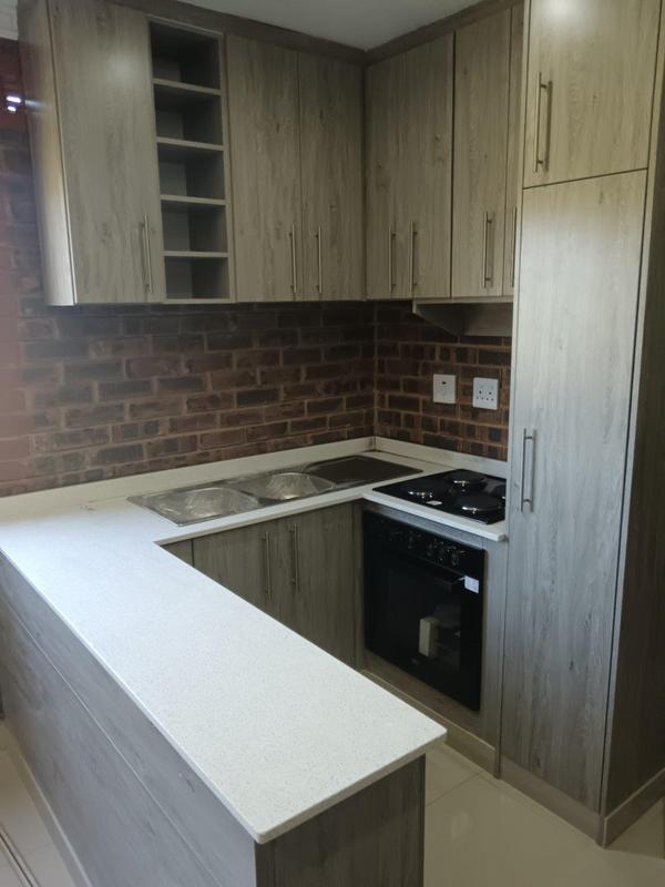 To Let 2 Bedroom Property for Rent in Newlands West KwaZulu-Natal