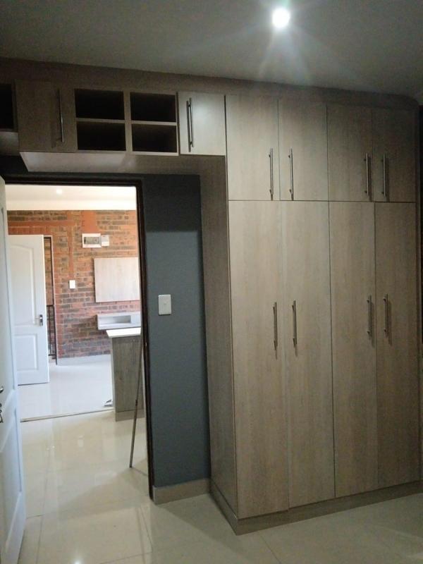To Let 2 Bedroom Property for Rent in Newlands West KwaZulu-Natal