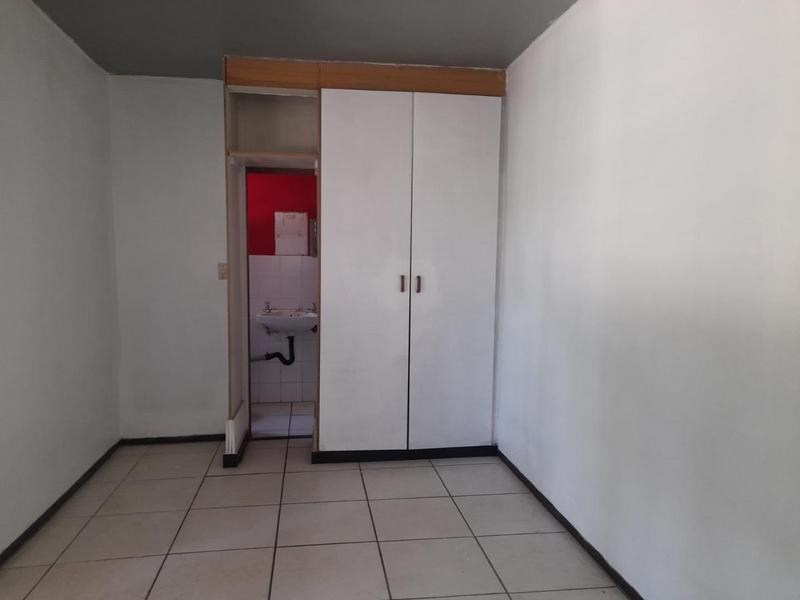1 Bedroom Property for Sale in Durban North KwaZulu-Natal
