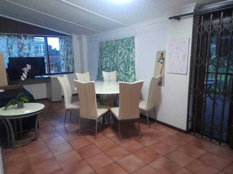 2 Bedroom Property for Sale in Durban North KwaZulu-Natal