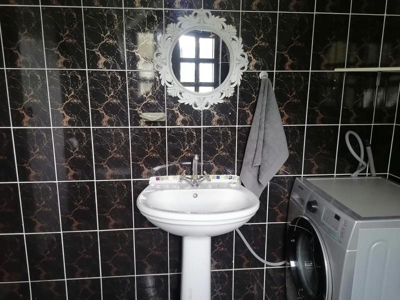 To Let 1 Bedroom Property for Rent in Somerset Park KwaZulu-Natal