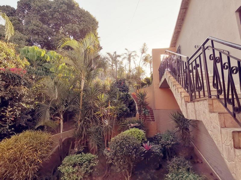 10 Bedroom Property for Sale in Clare Hills KwaZulu-Natal