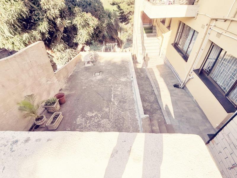 10 Bedroom Property for Sale in Clare Hills KwaZulu-Natal