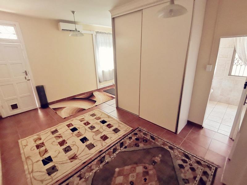 2 Bedroom Property for Sale in Morningside KwaZulu-Natal