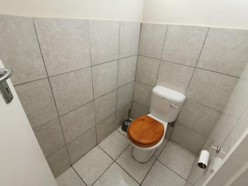 1 Bedroom Property for Sale in Morningside KwaZulu-Natal