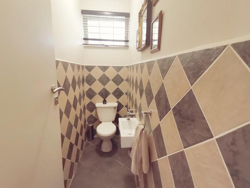 2 Bedroom Property for Sale in Morningside KwaZulu-Natal