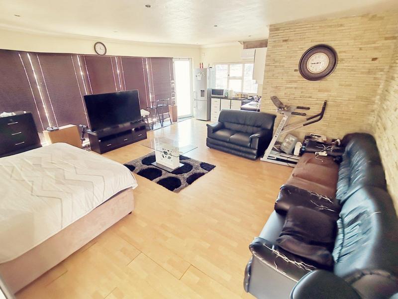 3 Bedroom Property for Sale in Overport KwaZulu-Natal