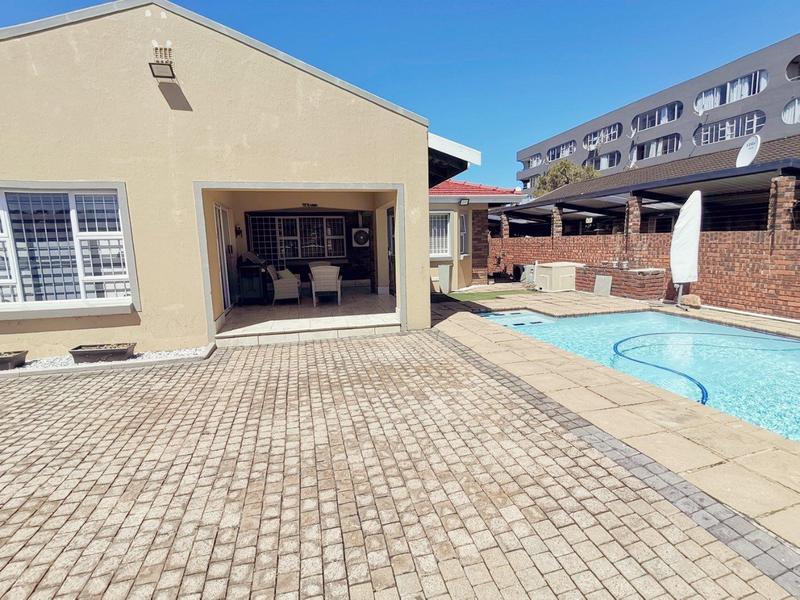 3 Bedroom Property for Sale in Overport KwaZulu-Natal