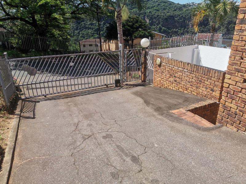 3 Bedroom Property for Sale in Reservoir Hills KwaZulu-Natal