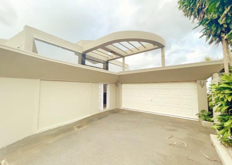 4 Bedroom Property for Sale in Reservoir Hills KwaZulu-Natal