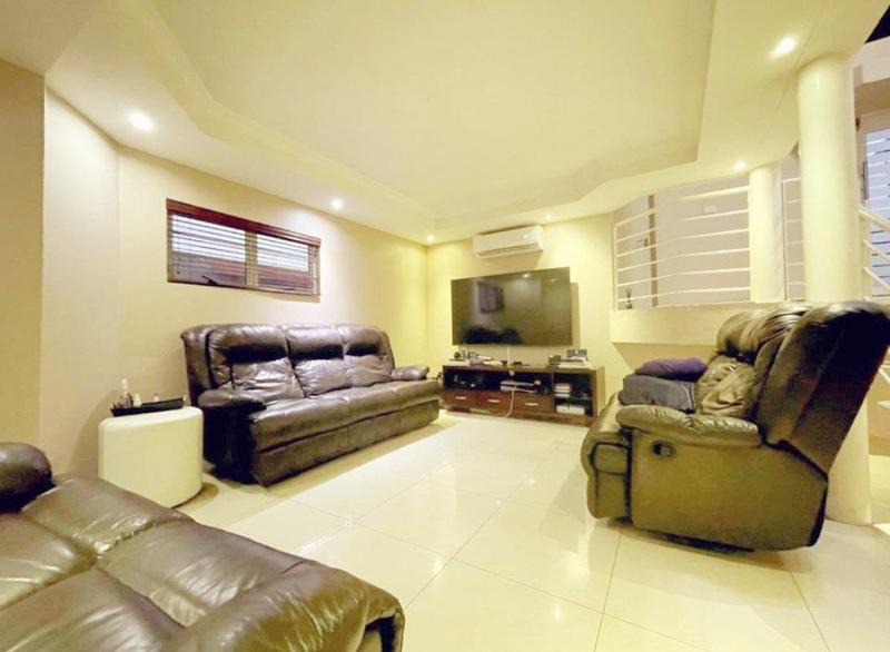 4 Bedroom Property for Sale in Reservoir Hills KwaZulu-Natal