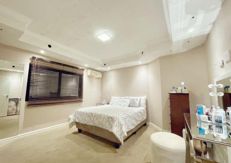 4 Bedroom Property for Sale in Reservoir Hills KwaZulu-Natal