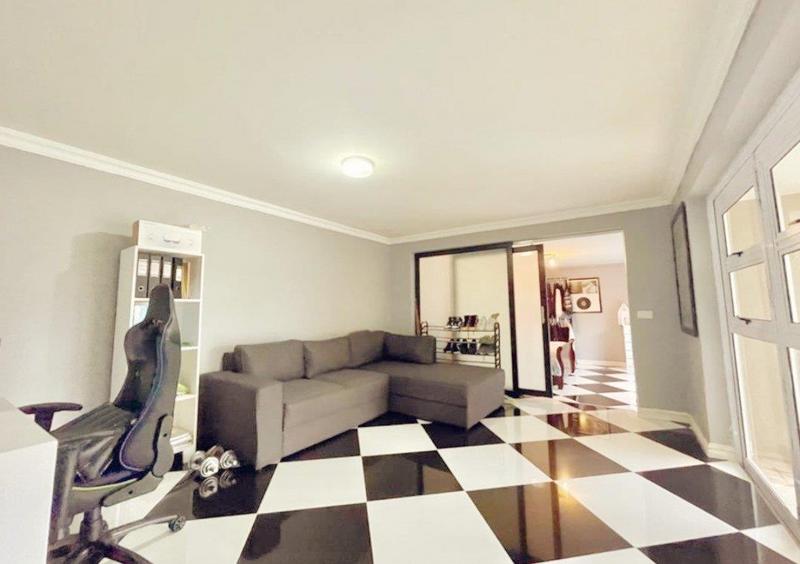 4 Bedroom Property for Sale in Reservoir Hills KwaZulu-Natal