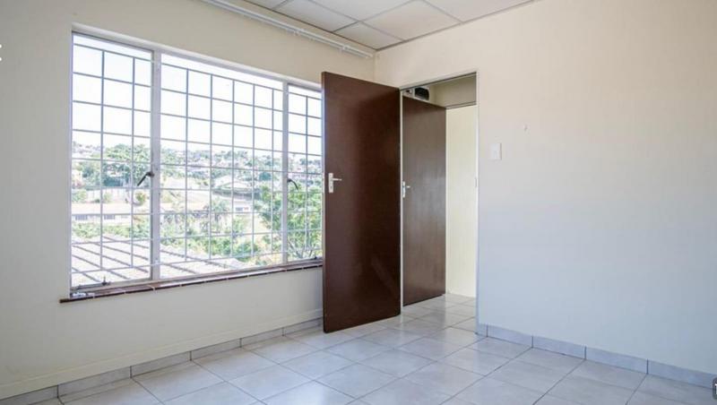 10 Bedroom Property for Sale in Reservoir Hills KwaZulu-Natal