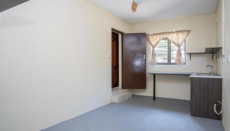 10 Bedroom Property for Sale in Reservoir Hills KwaZulu-Natal