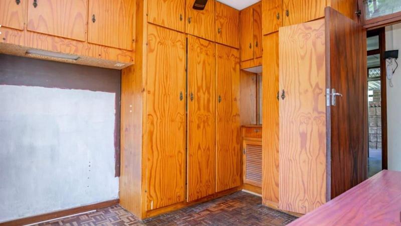 10 Bedroom Property for Sale in Reservoir Hills KwaZulu-Natal