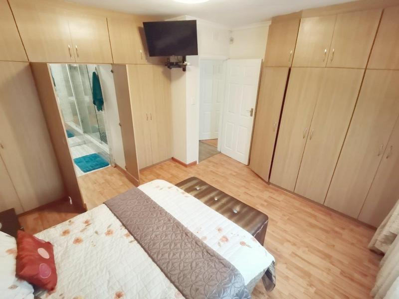 3 Bedroom Property for Sale in Reservoir Hills KwaZulu-Natal