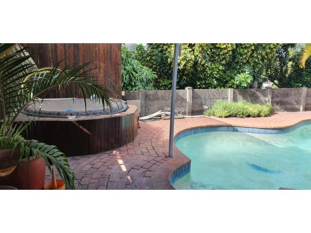 2 Bedroom Property for Sale in Malvern KwaZulu-Natal