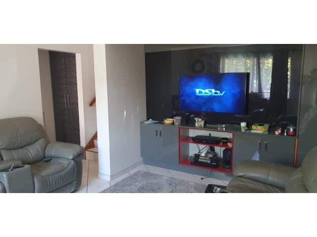 2 Bedroom Property for Sale in Malvern KwaZulu-Natal
