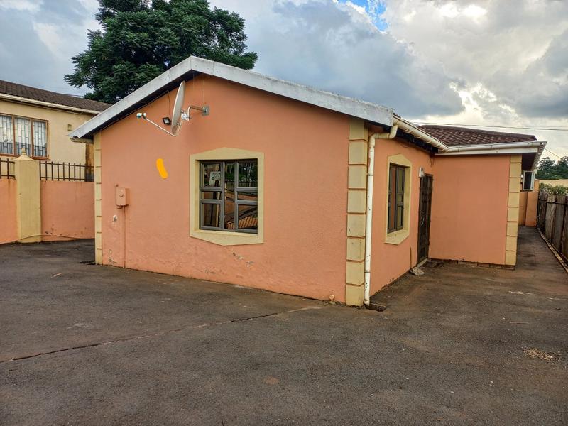 To Let 1 Bedroom Property for Rent in Panorama Gardens KwaZulu-Natal