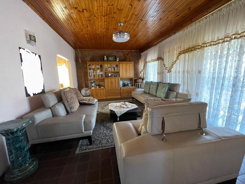 4 Bedroom Property for Sale in Eastwood KwaZulu-Natal