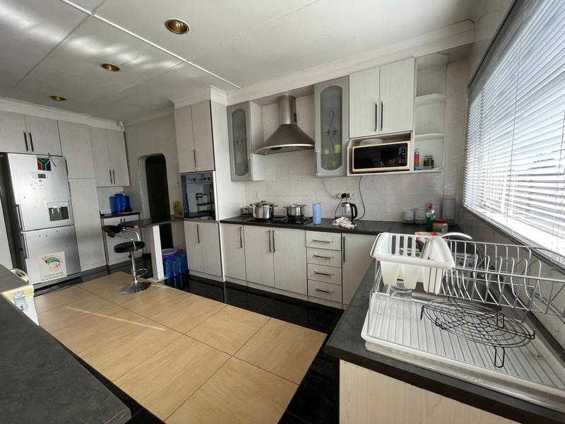 4 Bedroom Property for Sale in Eastwood KwaZulu-Natal