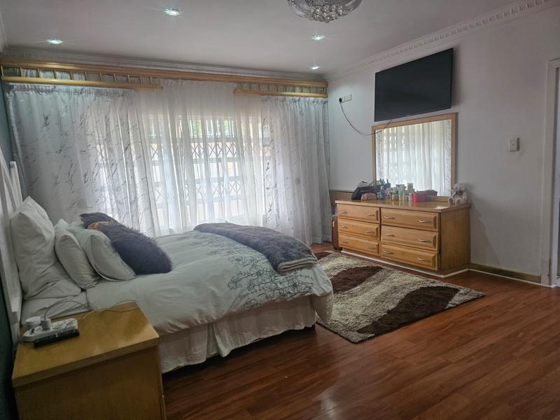 3 Bedroom Property for Sale in Kloof KwaZulu-Natal