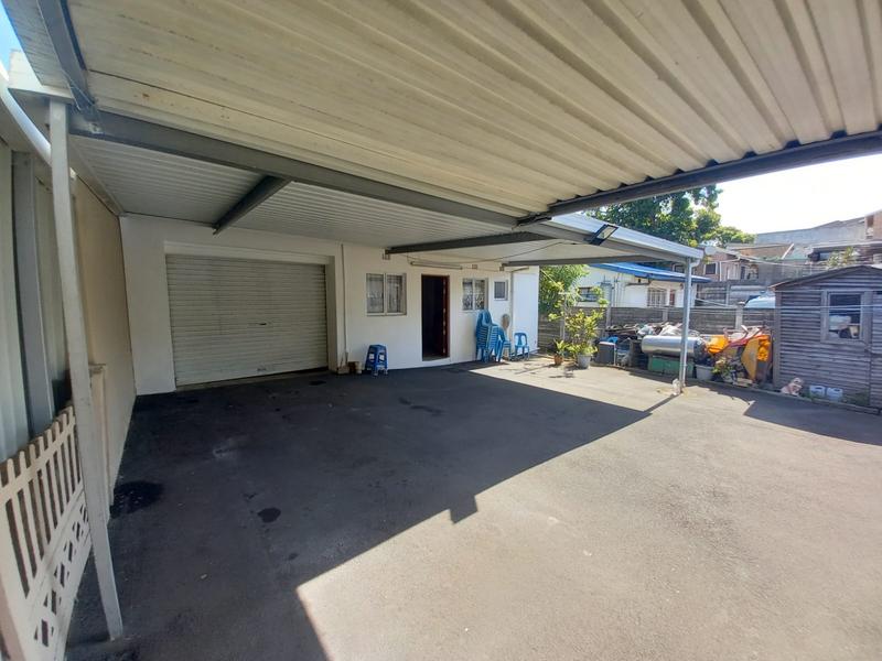 4 Bedroom Property for Sale in Havenside KwaZulu-Natal