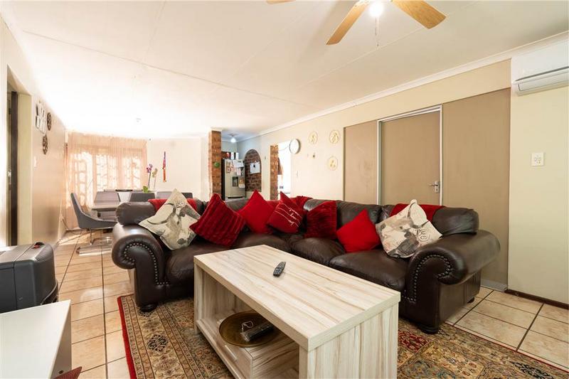 3 Bedroom Property for Sale in Bothas Hill KwaZulu-Natal