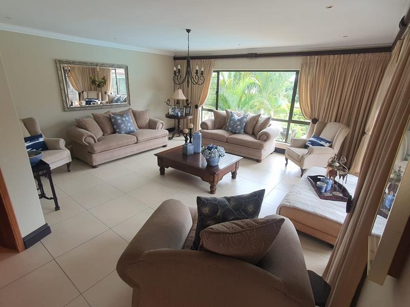 5 Bedroom Property for Sale in Umhlanga KwaZulu-Natal