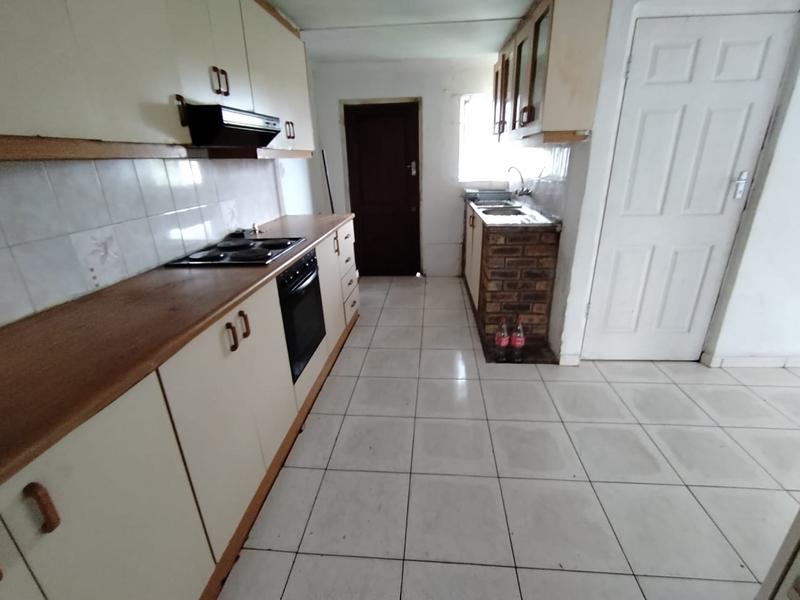 To Let 1 Bedroom Property for Rent in Sunford KwaZulu-Natal