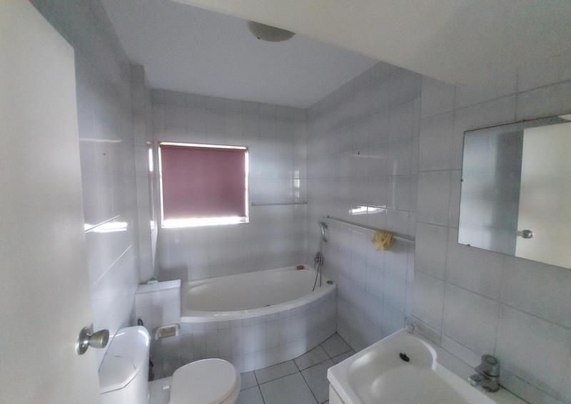 1 Bedroom Property for Sale in Morningside KwaZulu-Natal