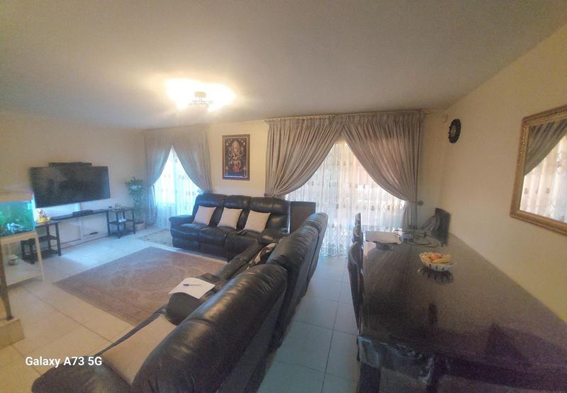 3 Bedroom Property for Sale in Glenwood KwaZulu-Natal