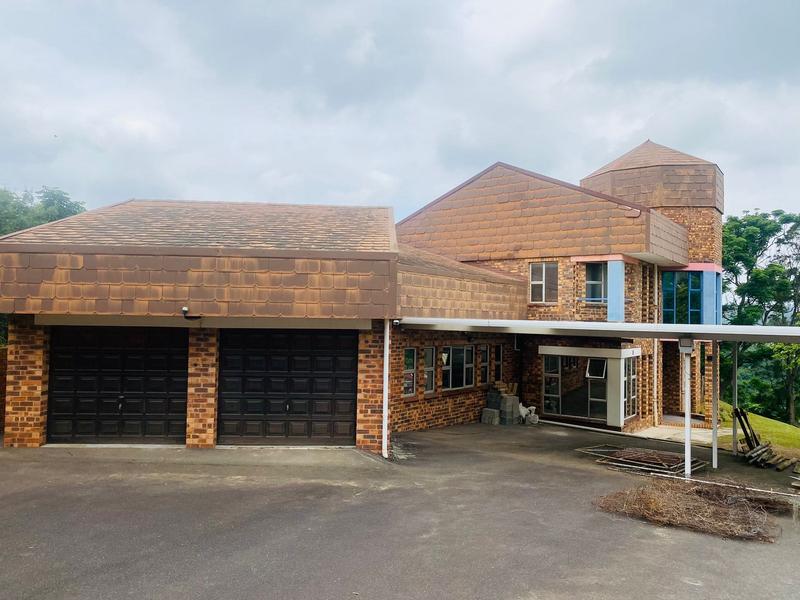 To Let 9 Bedroom Property for Rent in Reservoir Hills KwaZulu-Natal