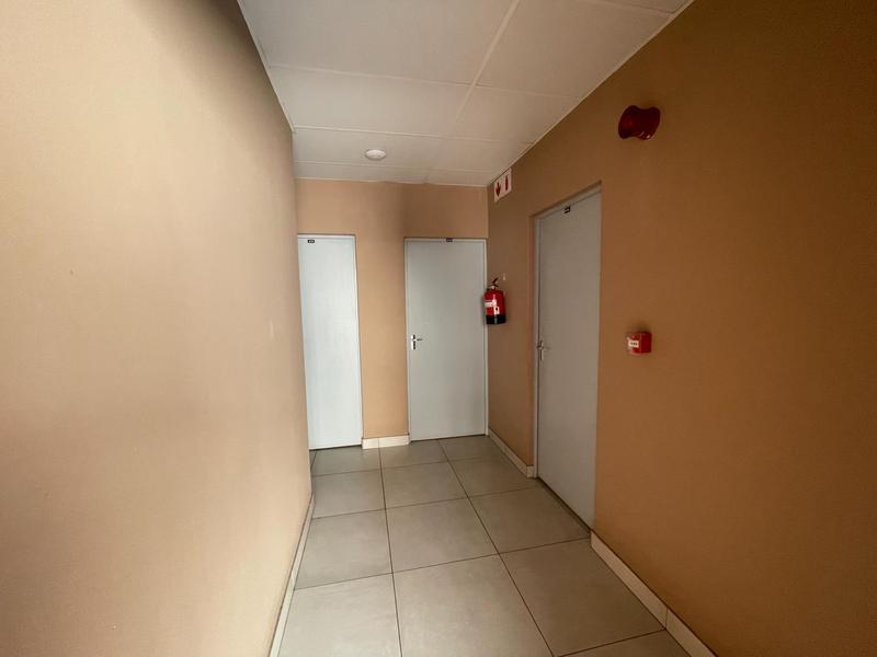 To Let 1 Bedroom Property for Rent in Berea KwaZulu-Natal